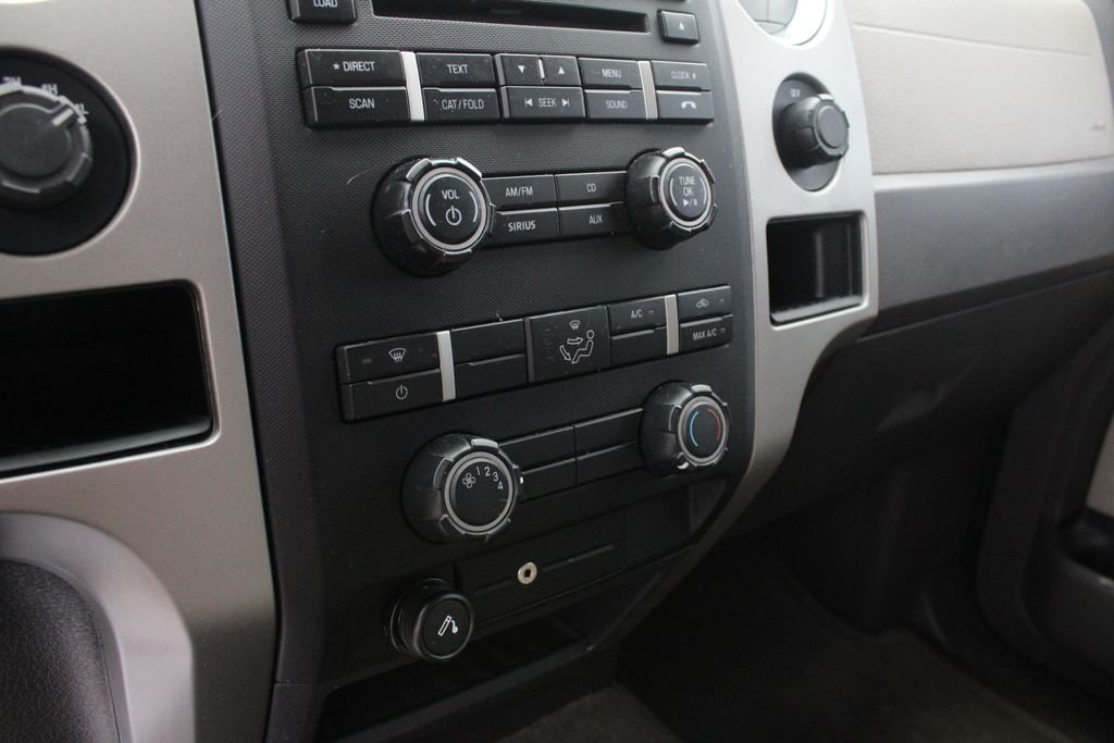 Used 2010 Black Ford XLT image 13