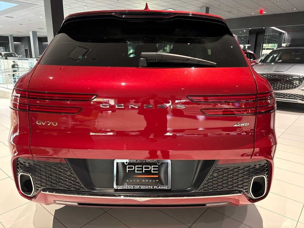Certified Used 2023 Red Genesis 2.5T image 3