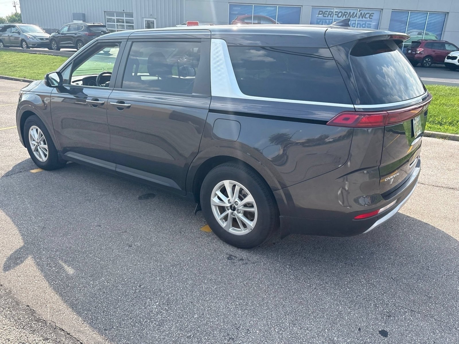 Used 2024 Panthera Metal Kia LX image 5