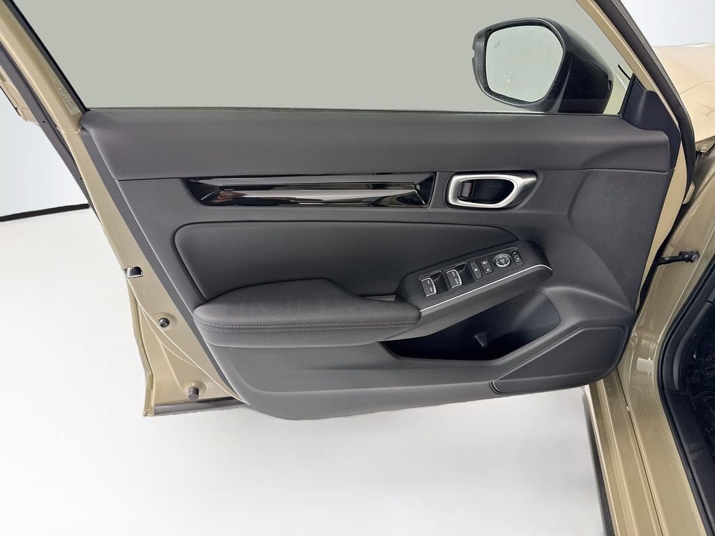 New 2026 Sand Dune Pearl Honda Sport Touring image 25