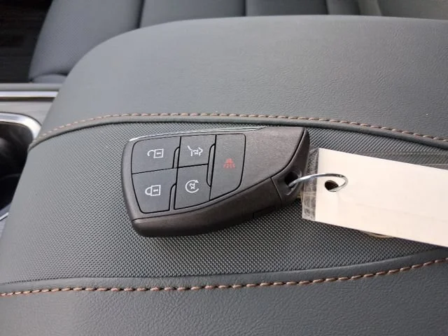 2026 GMC Acadia AT4 - Photo 22