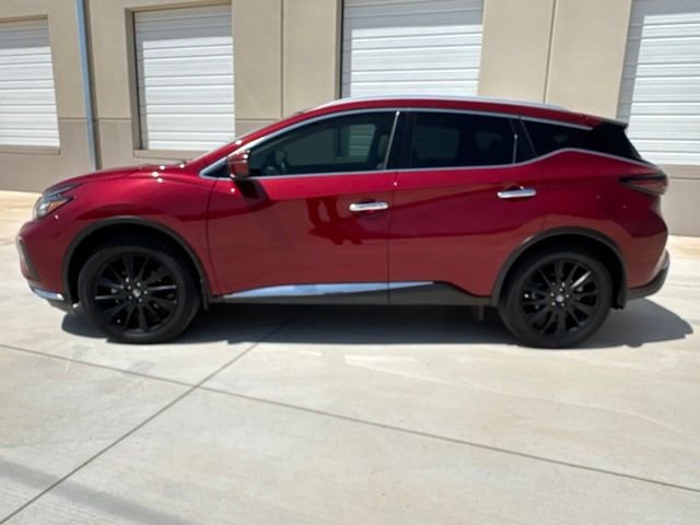 Used 2021 Red Nissan Platinum image 7