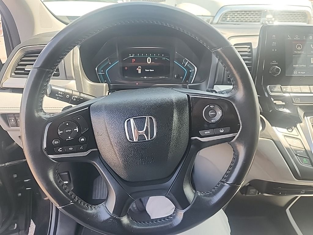 Used 2018 Black Honda Touring image 22
