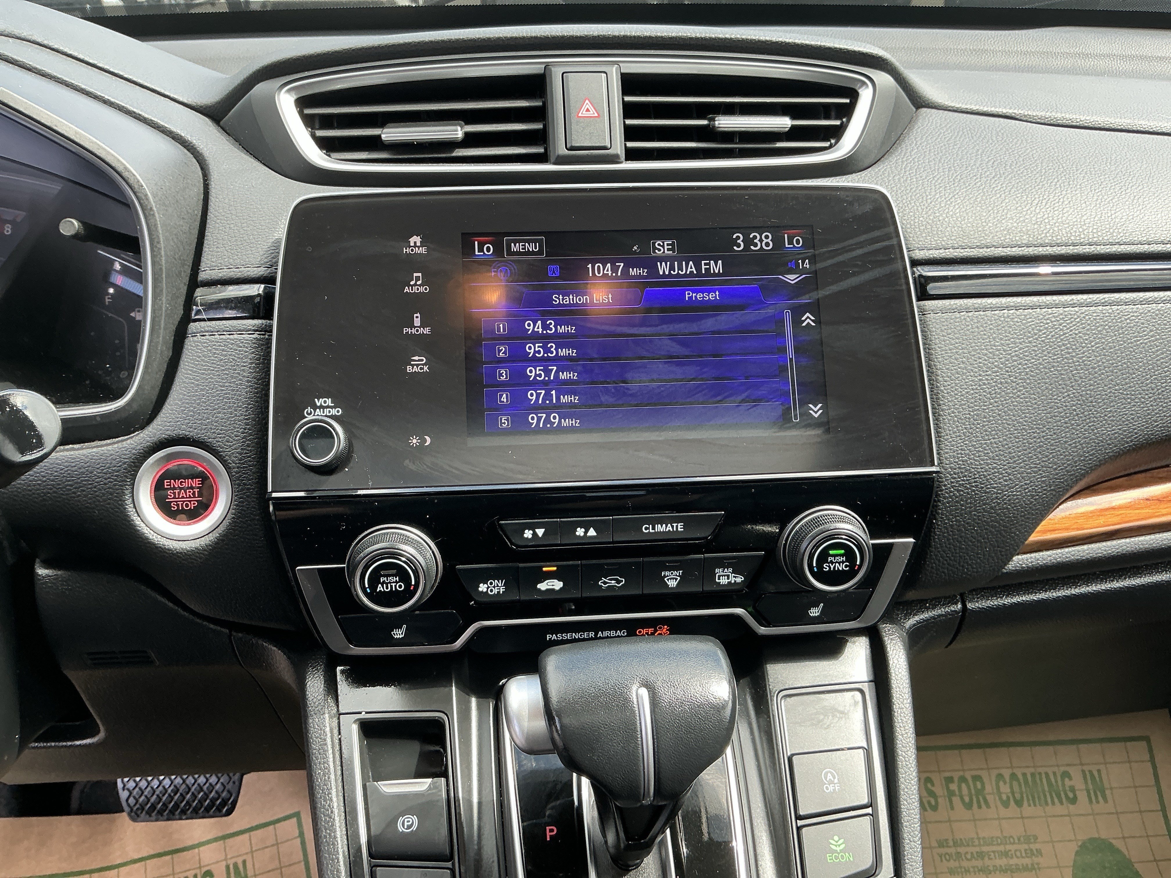 Used 2020 Lunar Silver Metallic Honda EX-L image 37