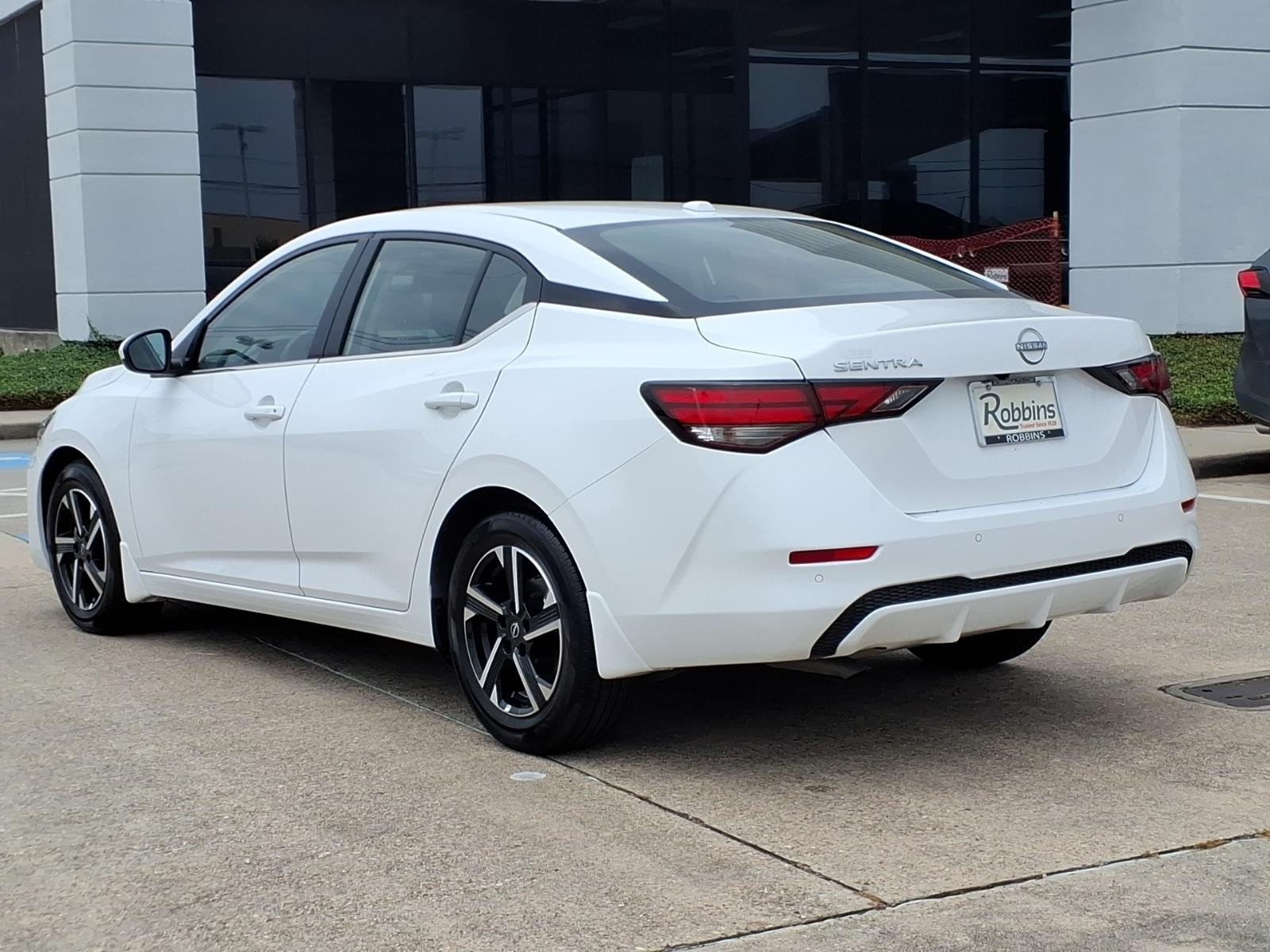 2025 Nissan Sentra SV White at Robbins Nissan