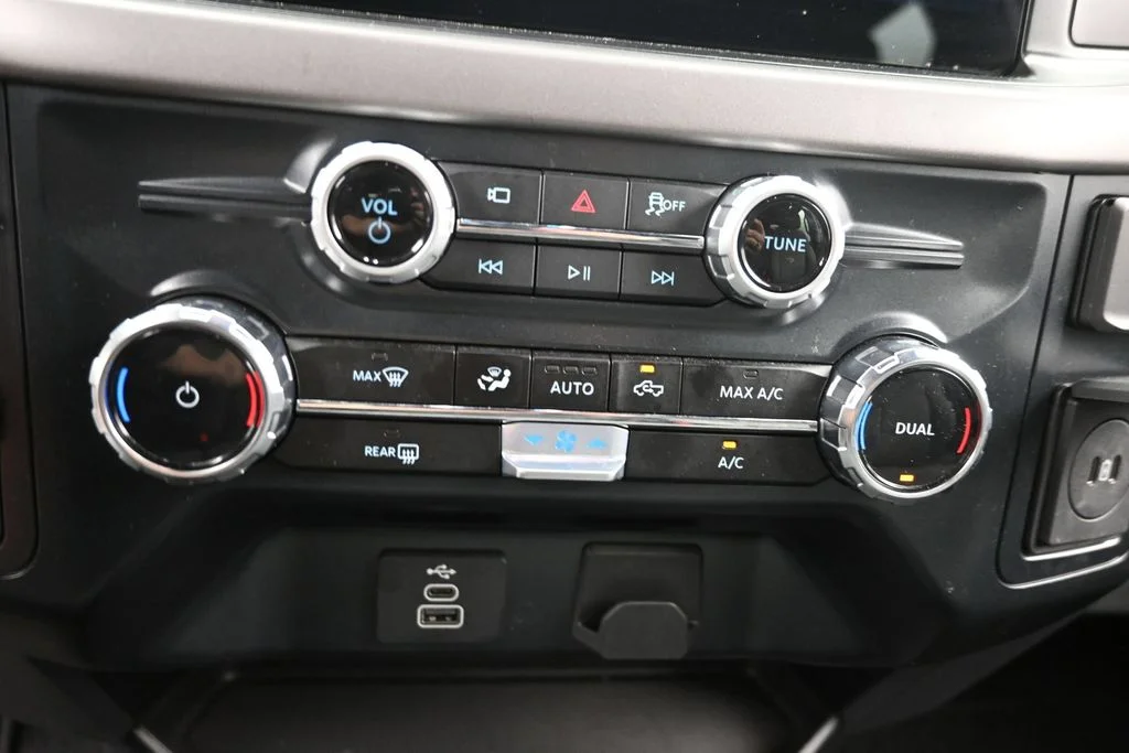 Certified Used 2025 Gray Ford XLT image 20