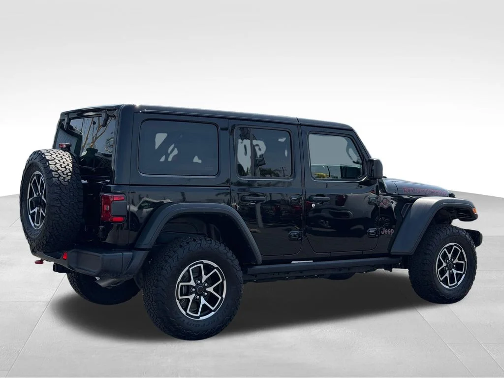 Certified Used 2025 Black Jeep Rubicon image 7