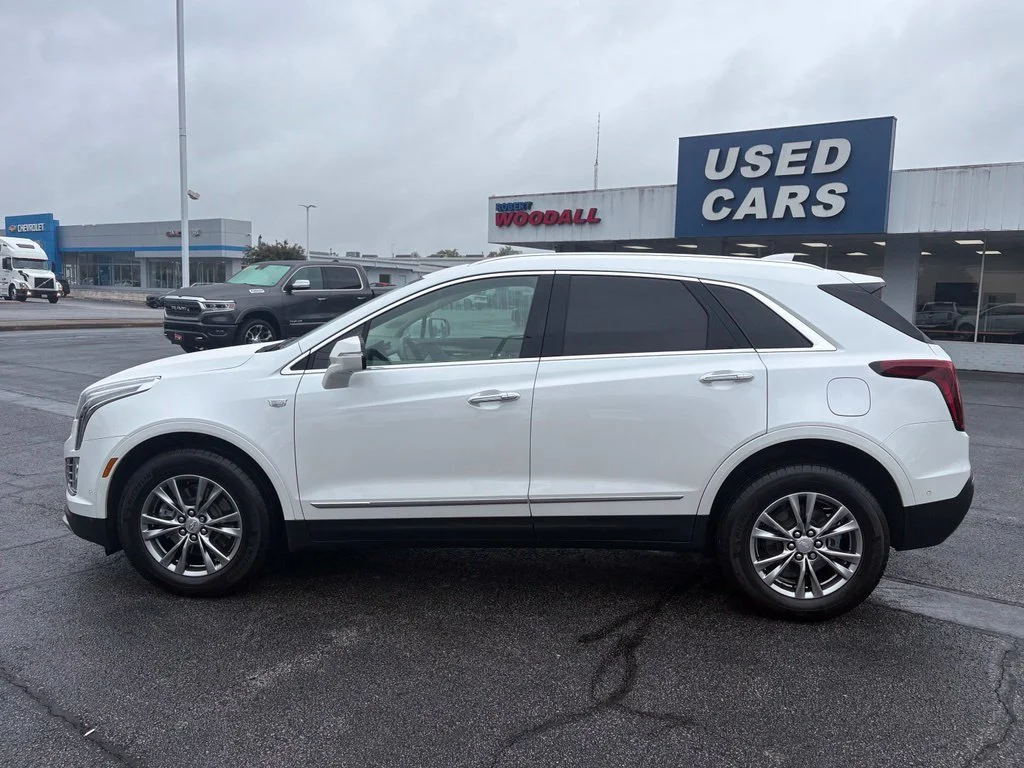 Used 2023 CRYSTAL WHITE TRICOAT Cadillac AWD Premium Luxury image 3