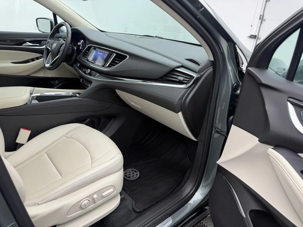 Used 2023 Green Buick Essence image 39