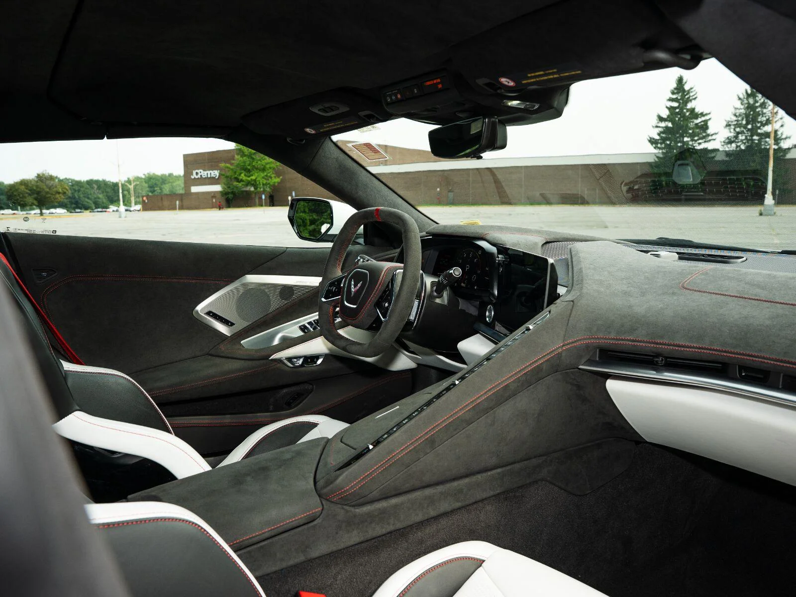 Used 2023 White Pearl Metallic Tricoat Chevrolet 3LT image 26