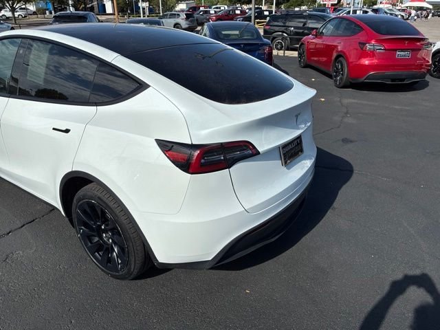 Used 2023  Tesla Long Range image 11