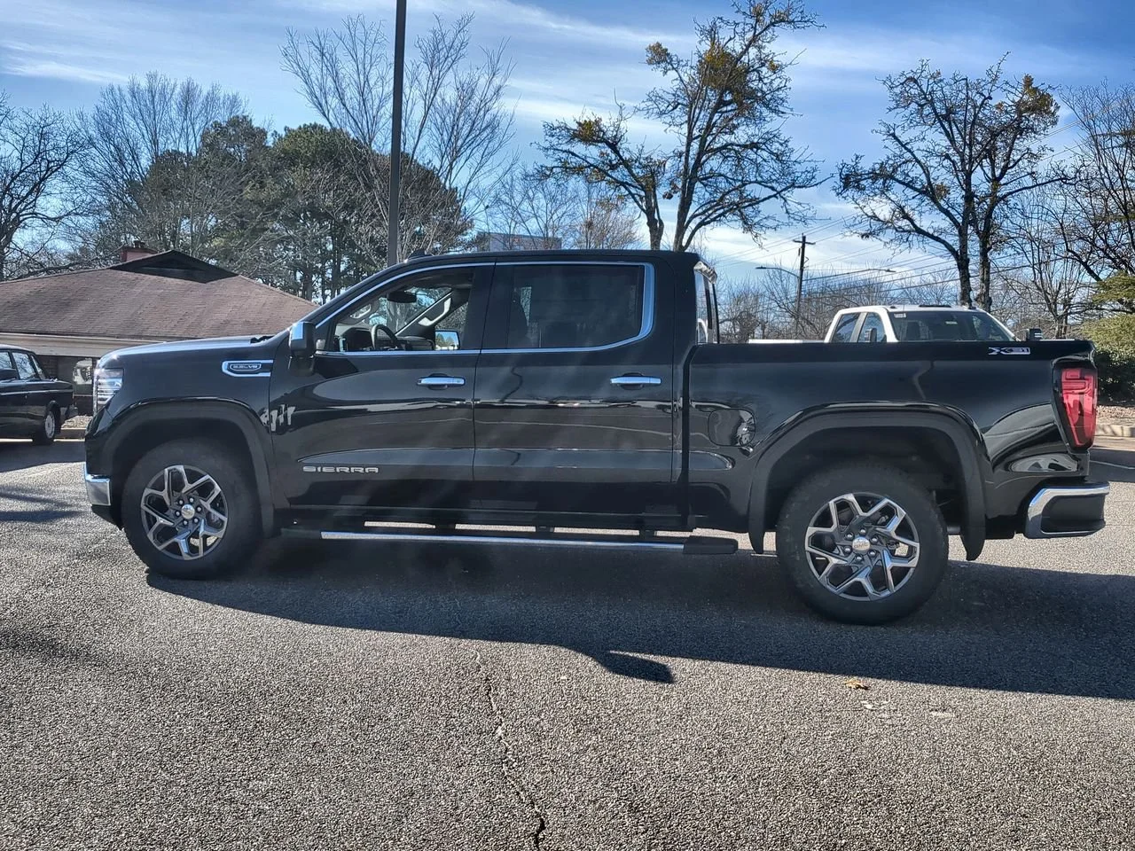 Used 2026 Onyx Black GMC SLT image 5