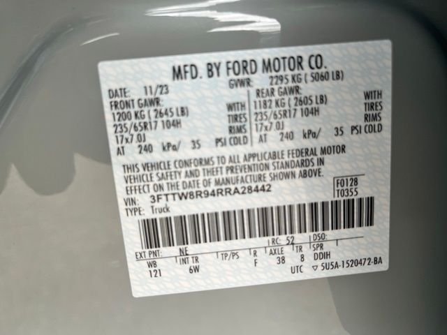 Used 2024 Green Ford Lariat image 14