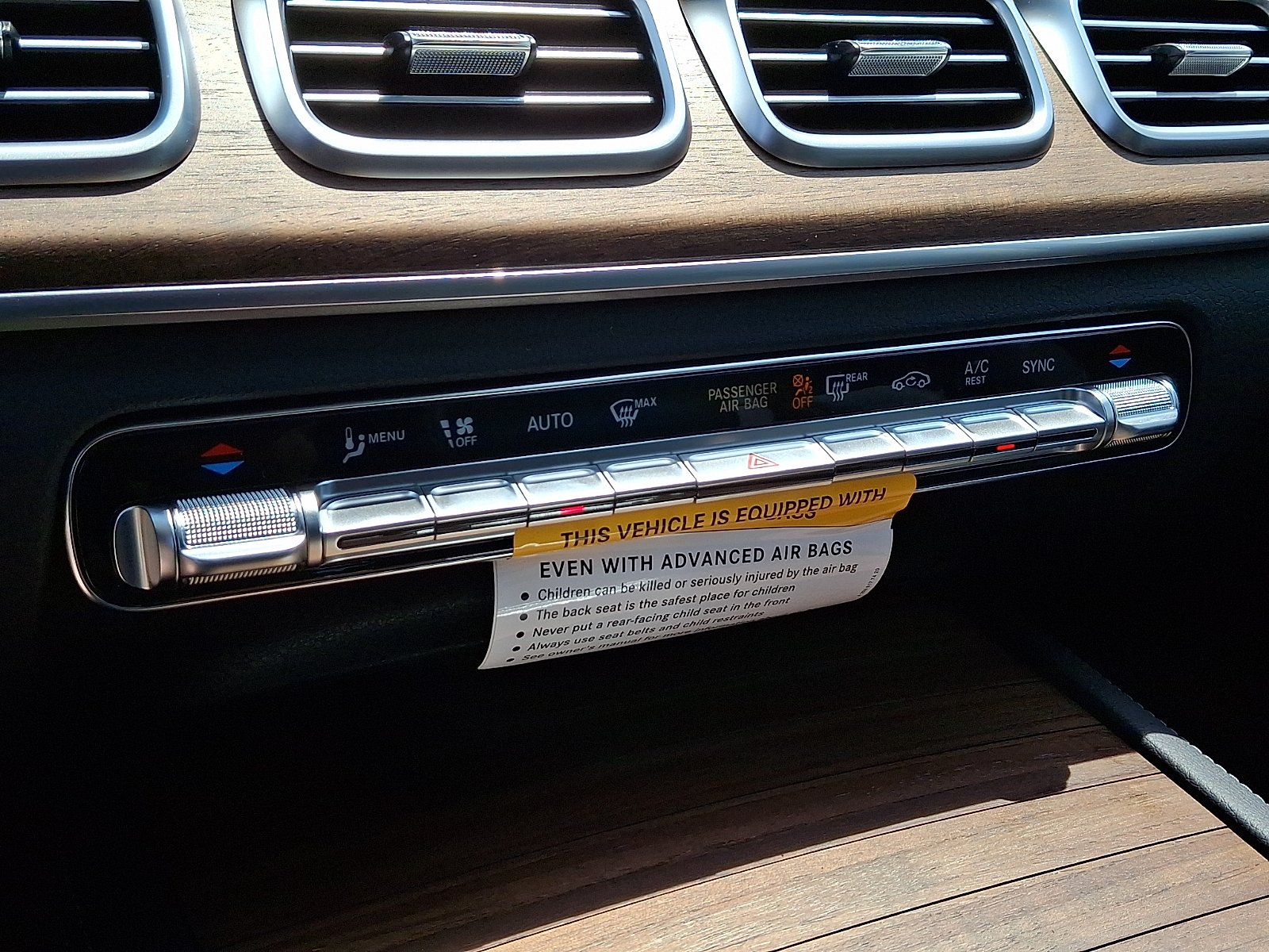 New 2026 Obsidian Black Metallic Mercedes-Benz GLE 350 image 14