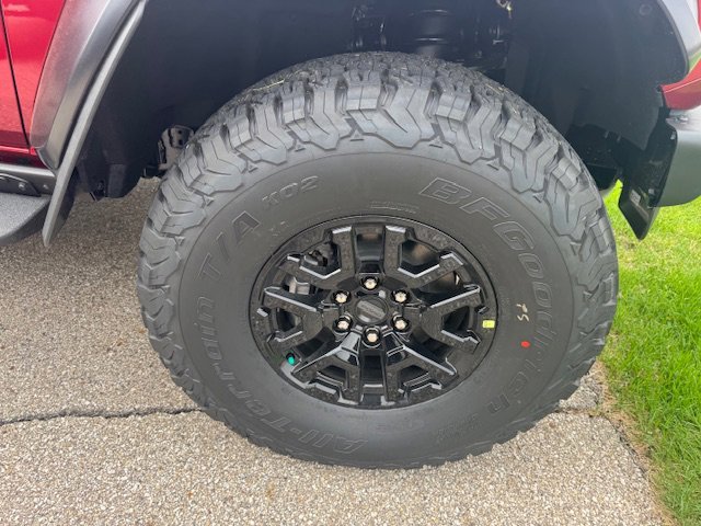New 2026 Ruby Red Metallic Tinted Clearcoat Ford Raptor image 43