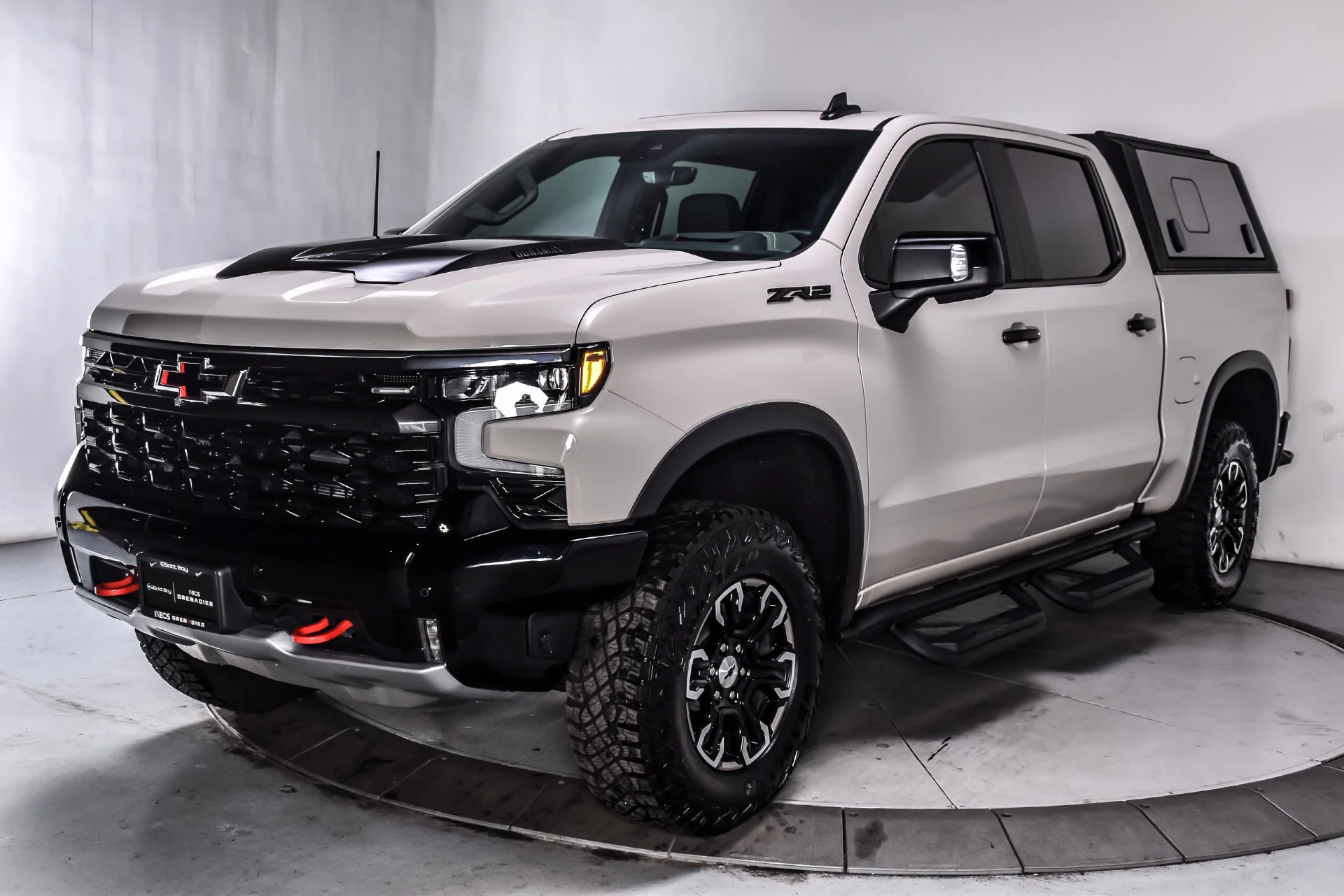 Used 2026 White Chevrolet ZR2 image 3