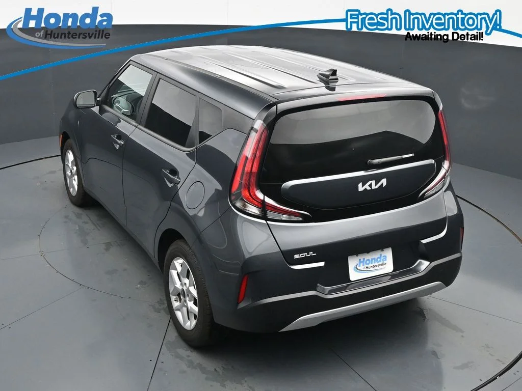 2025 Kia Soul LX - Photo 23