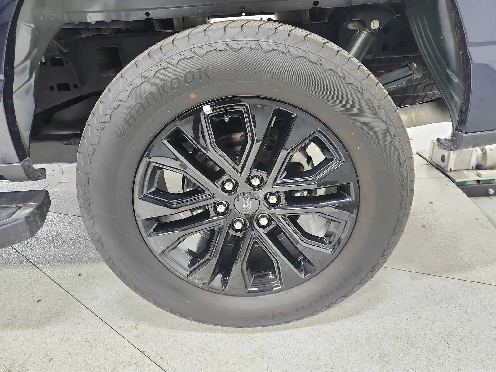 Used 2024 Blue Ford Lariat image 19