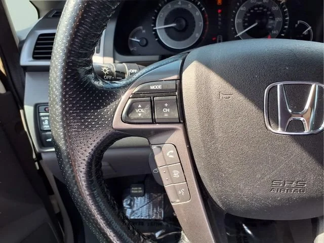 Used 2015  Honda Touring Elite image 16