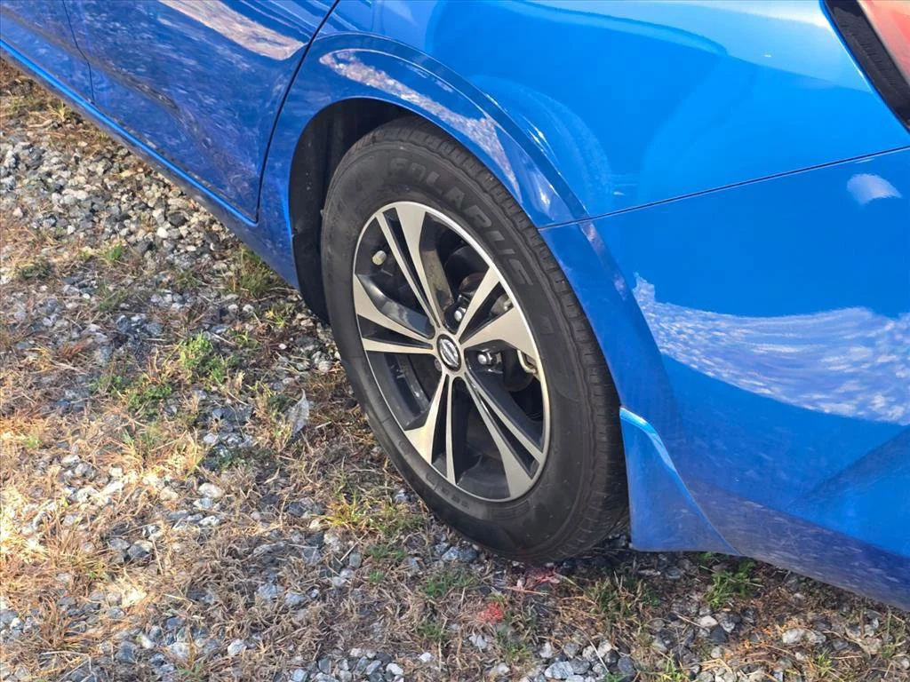 Used 2022 Blue Nissan SV image 19