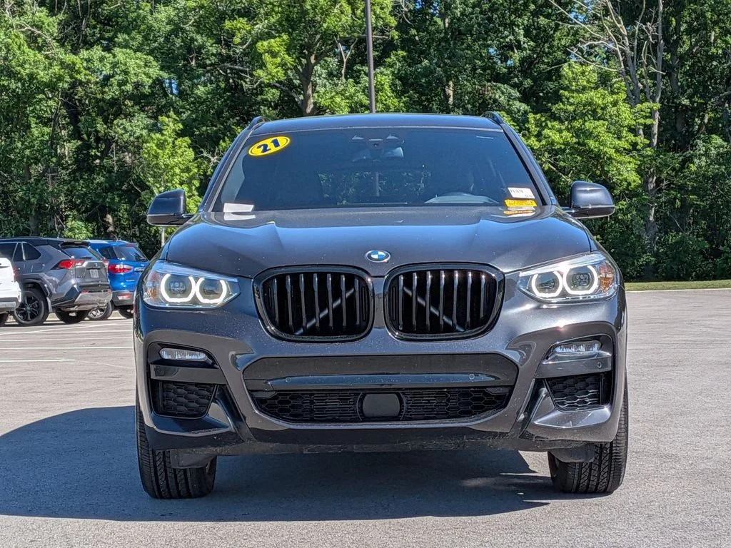 Used 2021 Gray BMW xDrive30e image 2