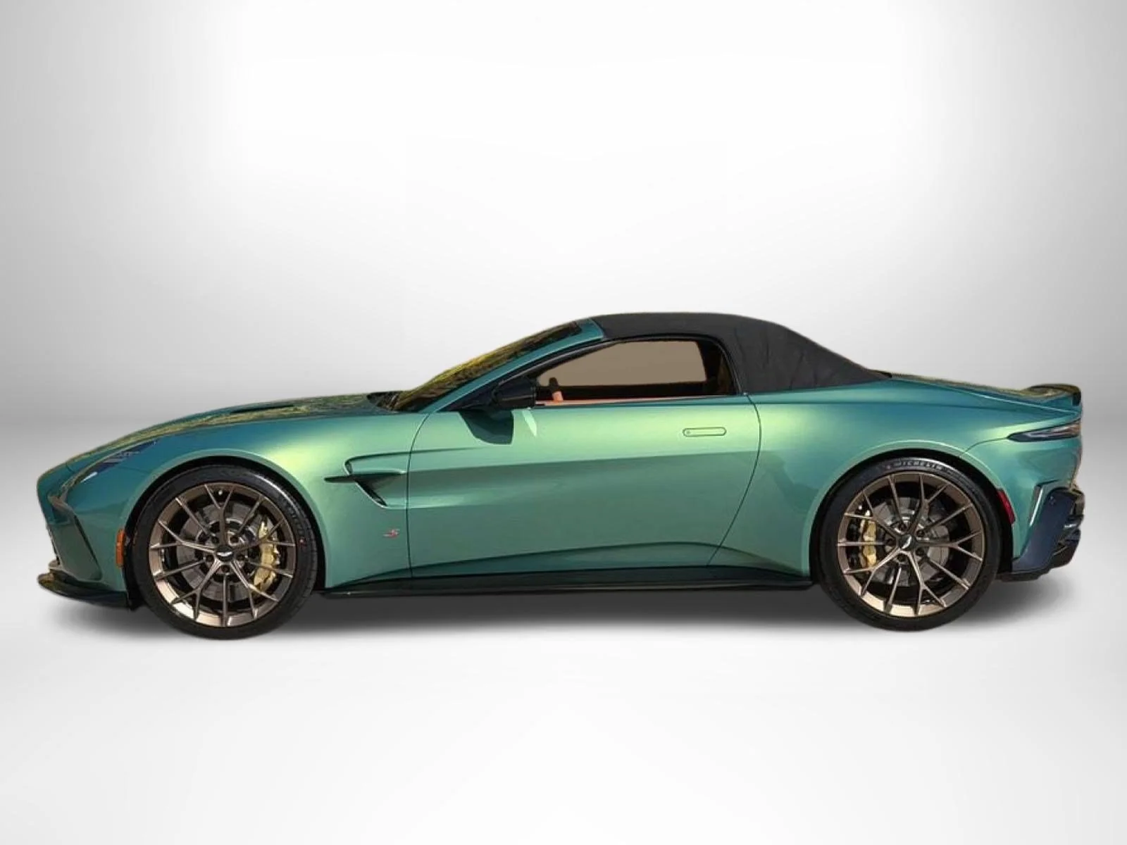 New 2026 Q Iridescent Emerald Aston Martin S Roadster image 24