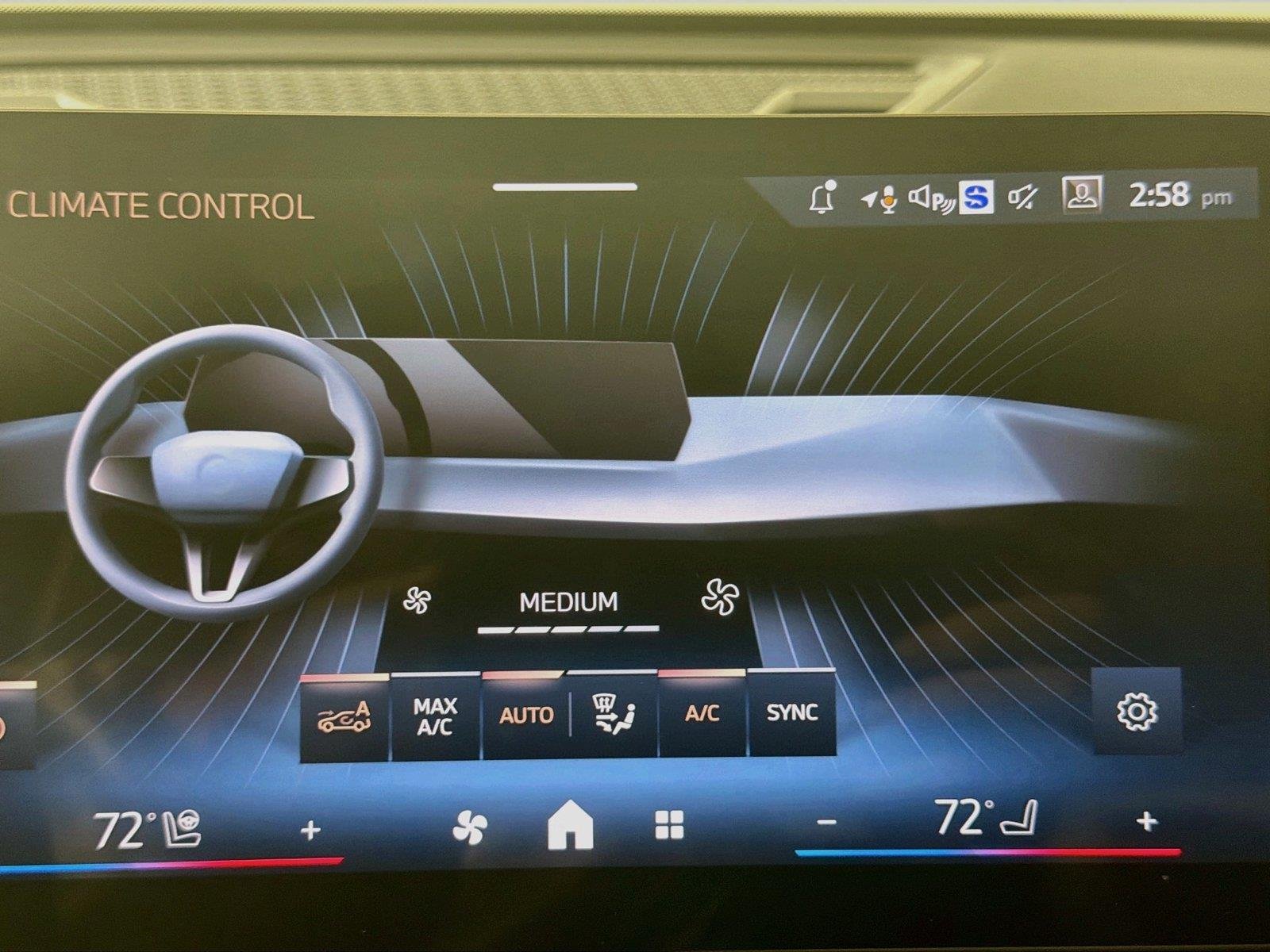 New 2026 Mineral White Metallic BMW xDrive28i image 15