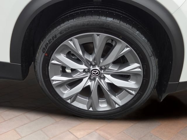 Certified Used 2026 White Mazda 3.3 Turbo Preferred image 26
