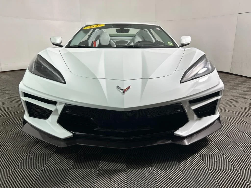 Used 2021 Arctic White Chevrolet 3LT image 20