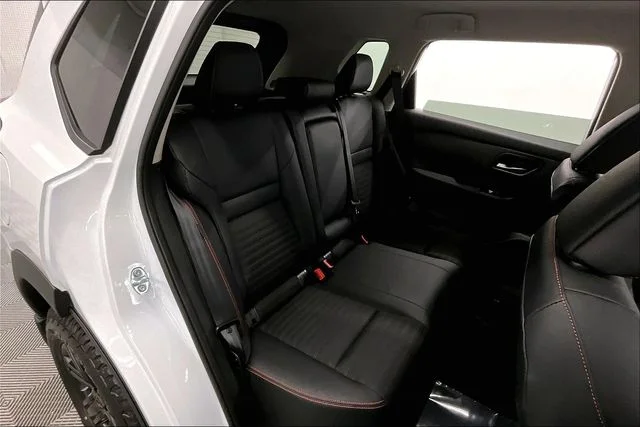 New 2026 Everest White Pearl Nissan Rock Creek image 28