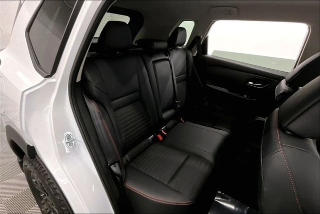 New 2026 Everest White Pearl Nissan Rock Creek image 28
