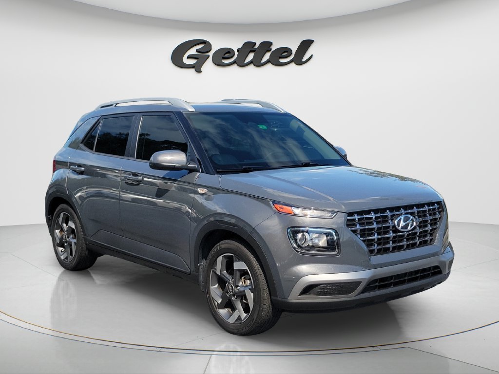 Certified Used 2023 Gray Hyundai SEL image 3