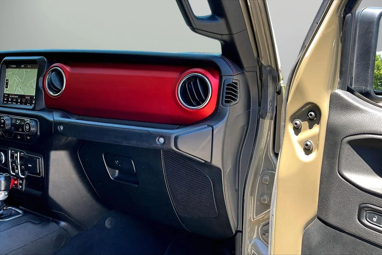 Certified Used 2020 Green Jeep Rubicon image 20