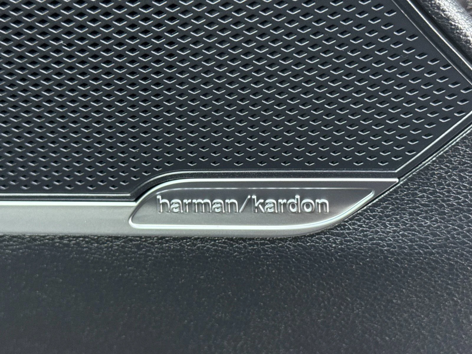 New 2026 Gray Kia SX-Prestige image 20