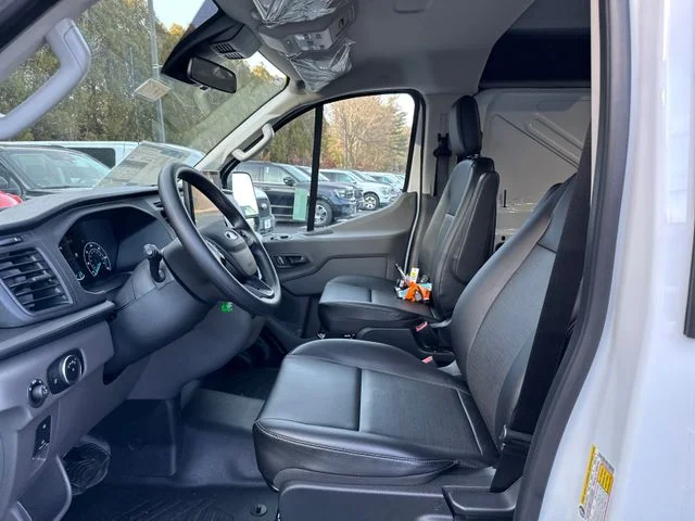 New 2025 Oxford White Ford Cargo Van image 11
