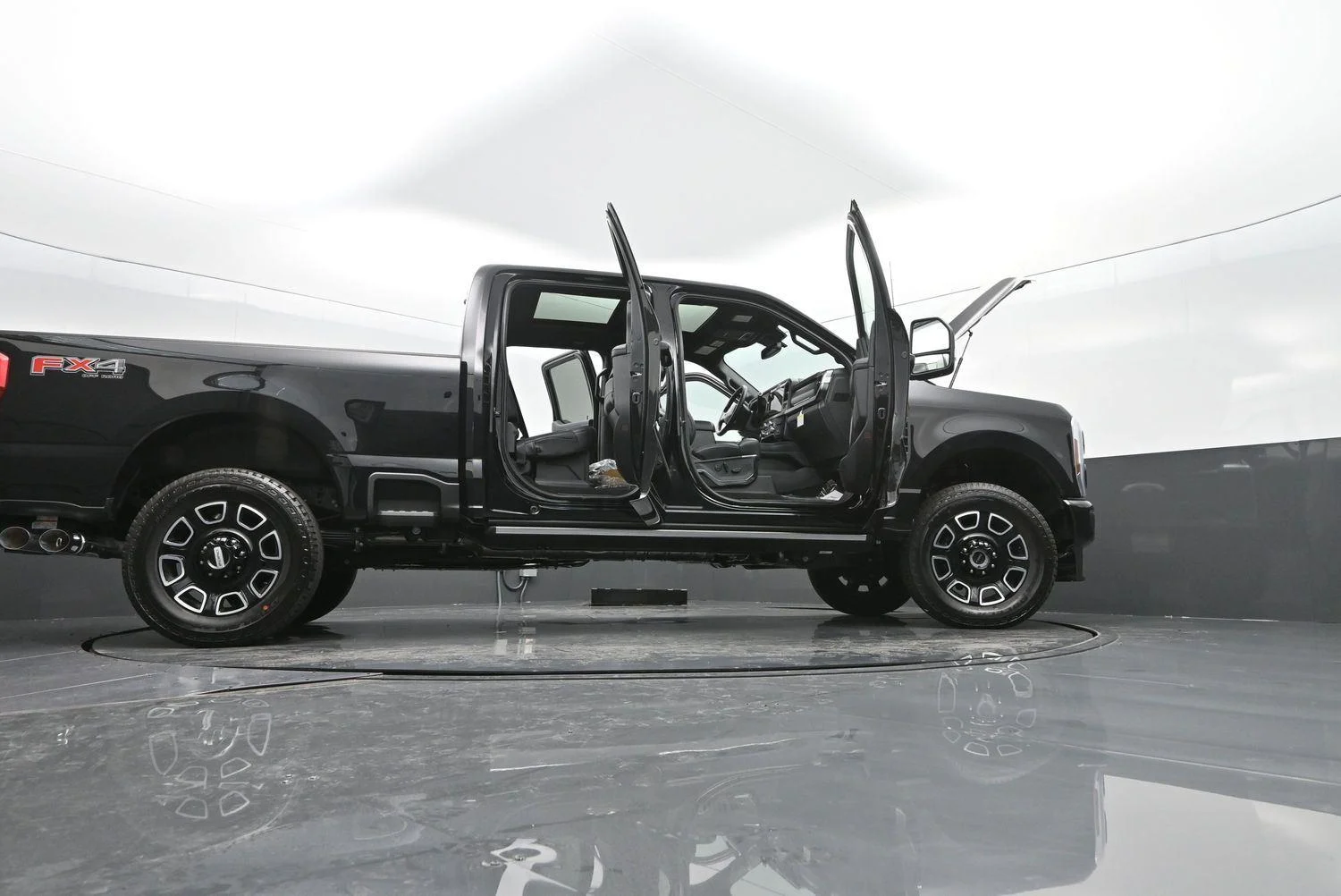 2026 Ford F-250 Super Duty Platinum - Photo 57