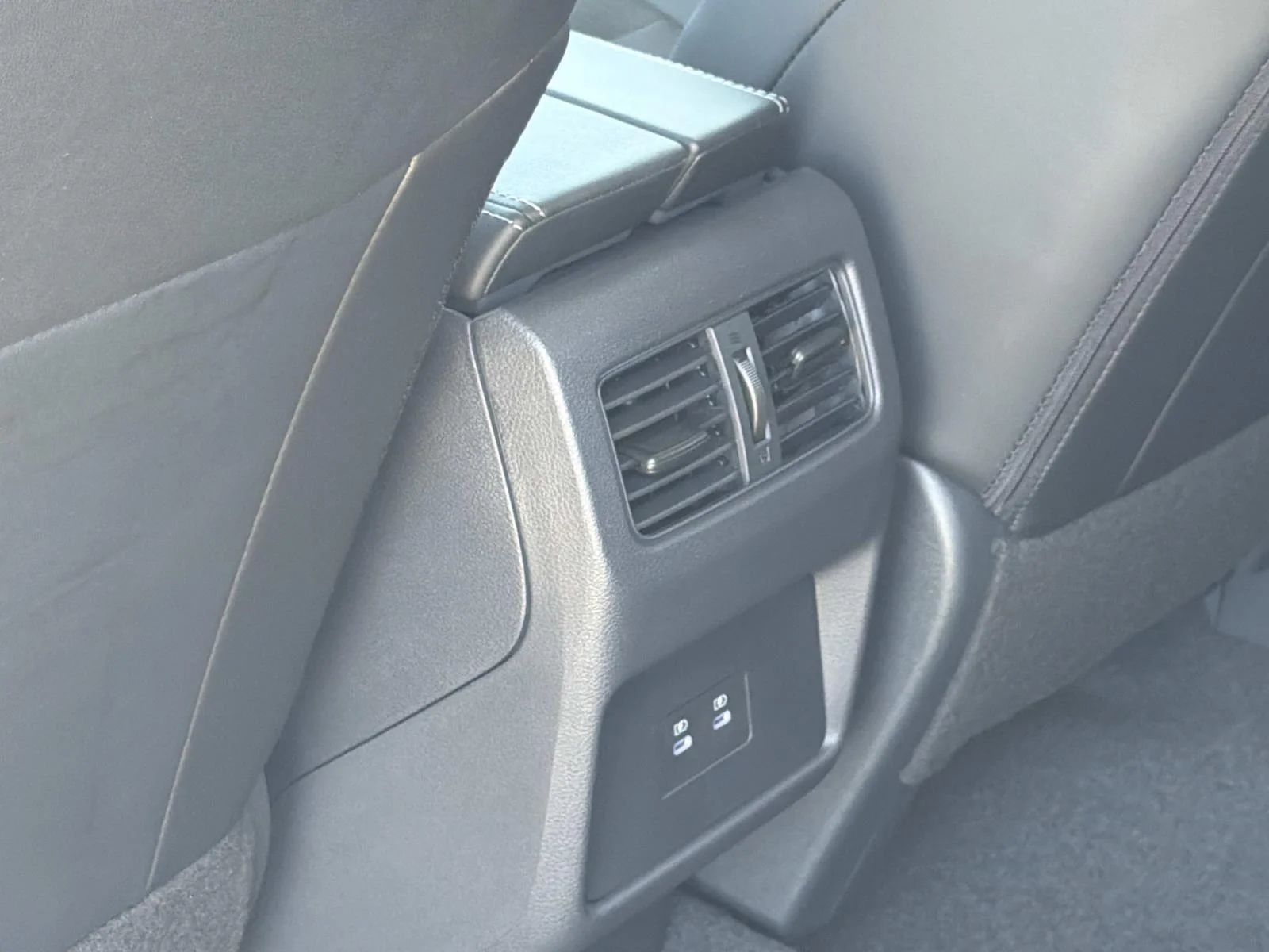 New 2026 Everest White Pearl Tricoat Nissan Dark Armor image 27
