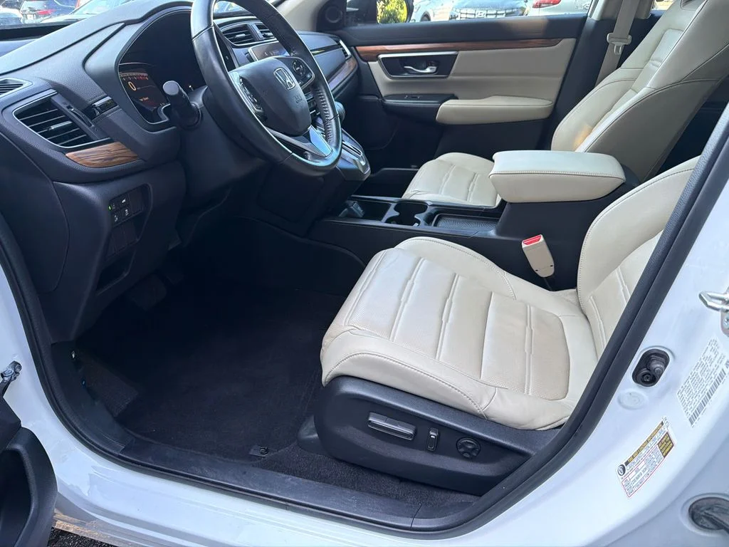 Used 2019  Honda Touring image 9