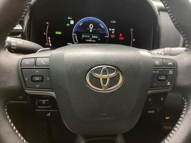 Certified Used 2025 SUPERSONIC RED Toyota  image 12