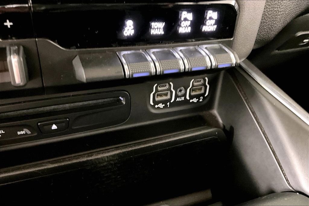 Used 2019 White Ram Big Horn/Lone Star image 15