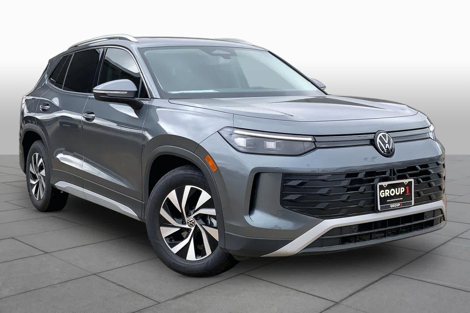 New 2026 Platinum Gray Metallic Volkswagen S image 2