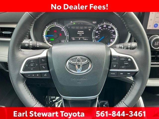 Certified Used 2025 Silver Toyota XLE image 62