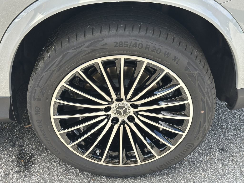 New 2026 MANUFAKTUR Alpine Grey Mercedes-Benz GLC 300 image 23