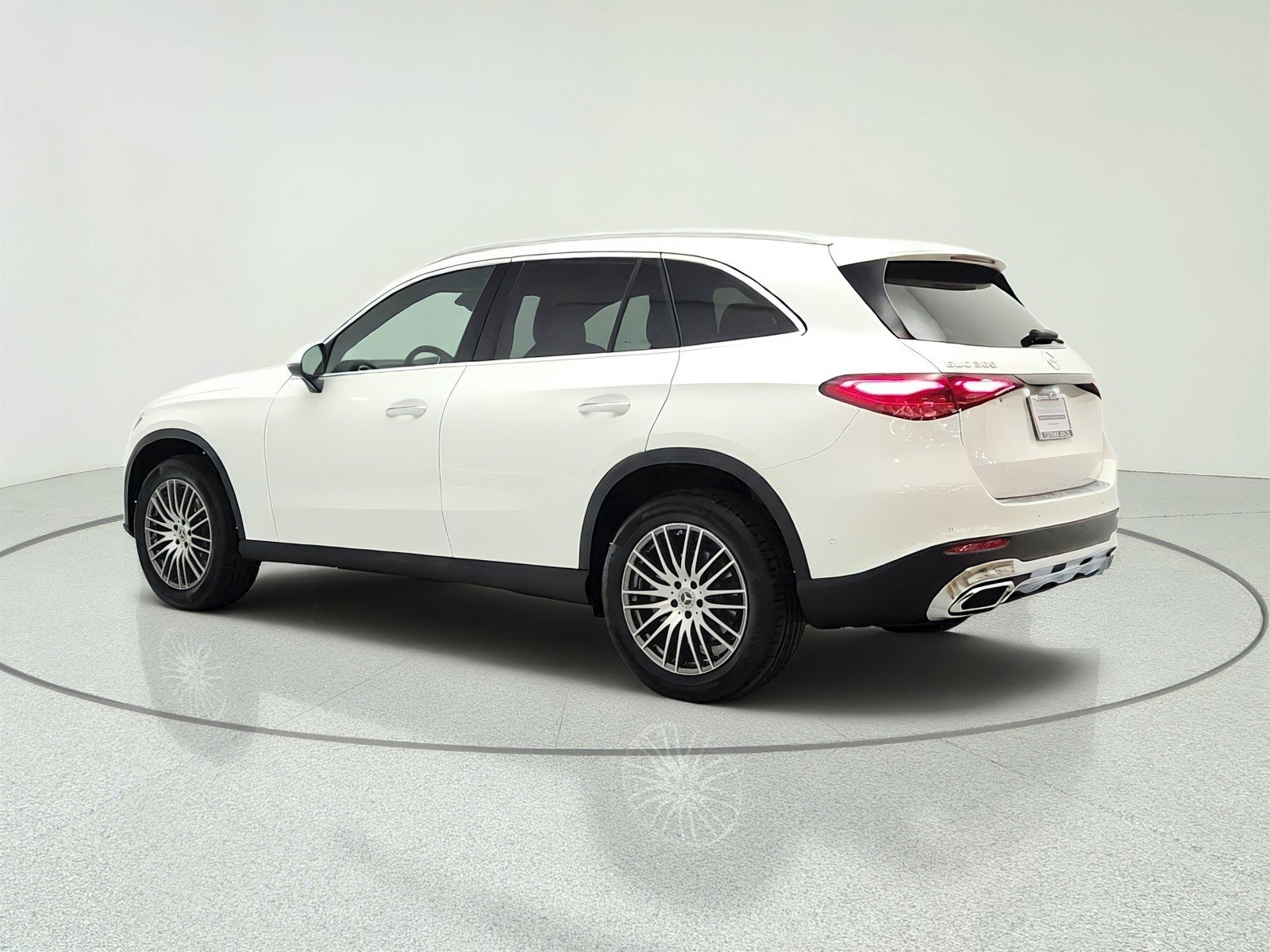 Certified Used 2026 Polar White Mercedes-Benz GLC 300 SUV image 7