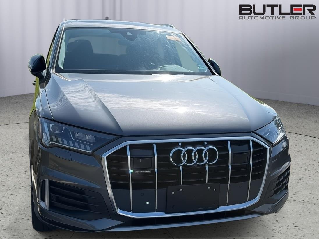 Used 2024  Audi Premium Plus image 5
