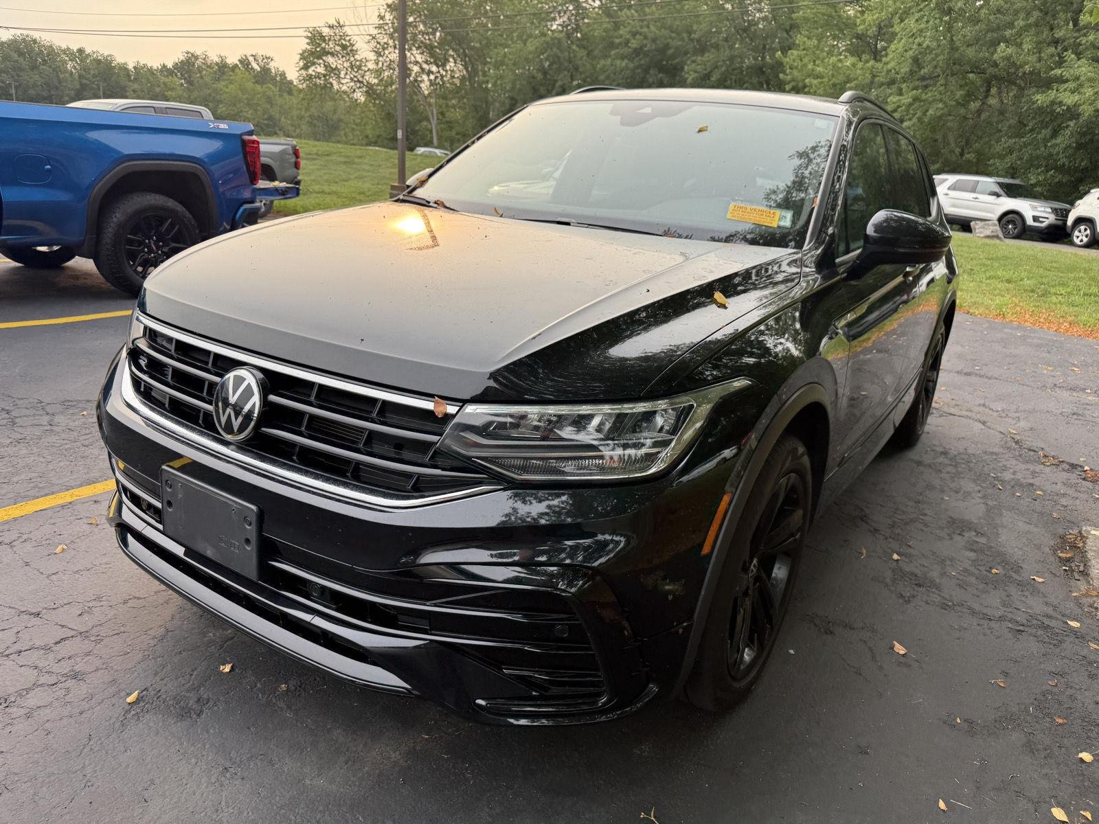 Used 2024 Deep Black Pearl Volkswagen SE R-Line Black image 3