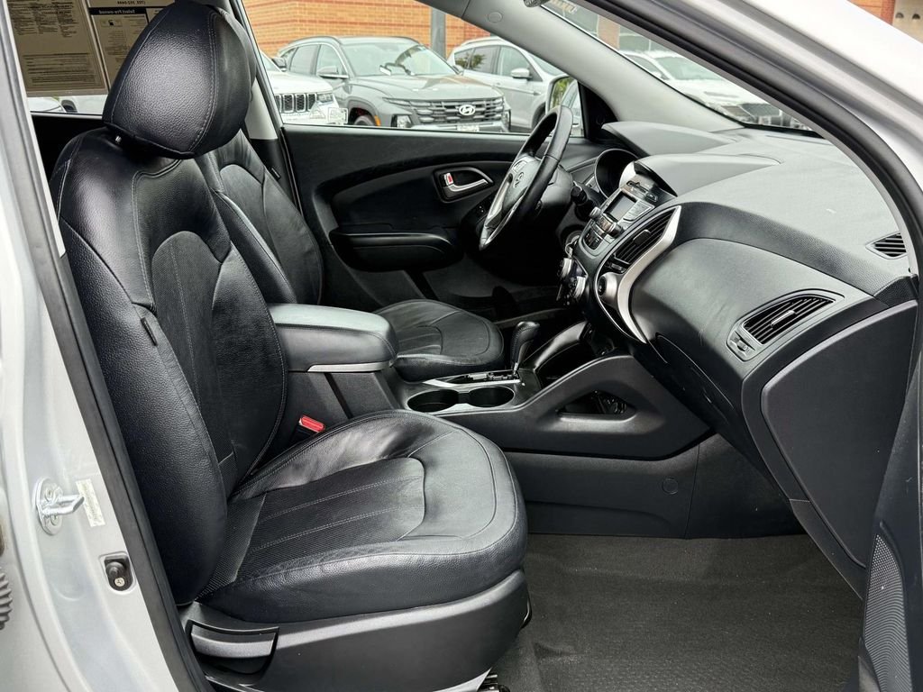Used 2012 Silver Hyundai Limited image 15