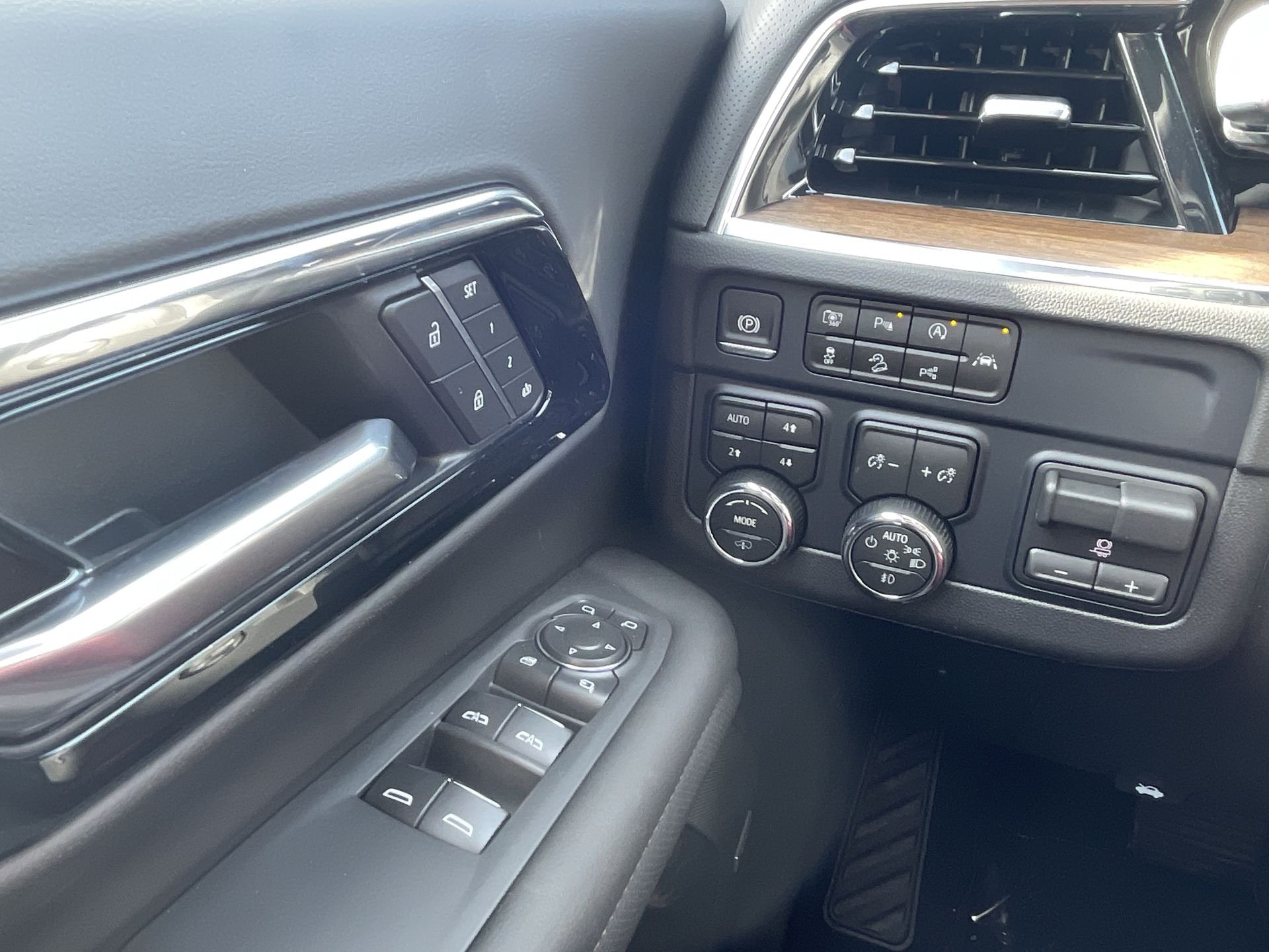 2026 Chevrolet Tahoe High Country - Photo 54