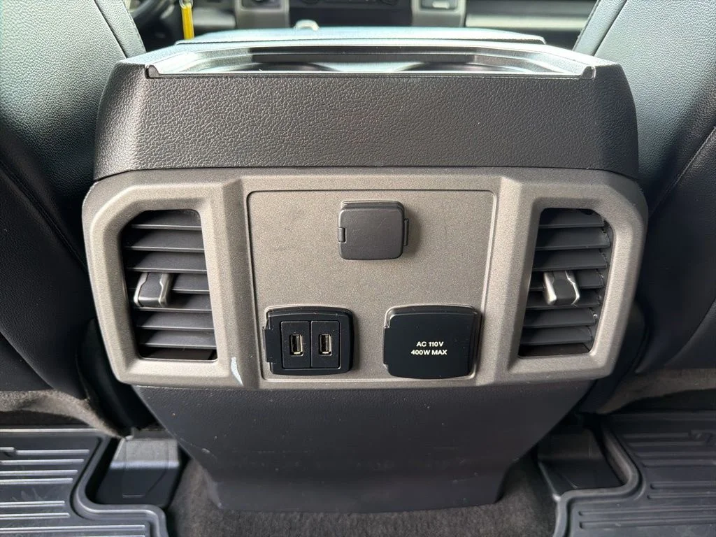Used 2020 White Ford Raptor image 25