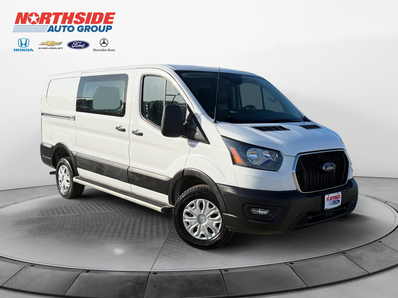 Used 2025 Oxford White Ford  image 1